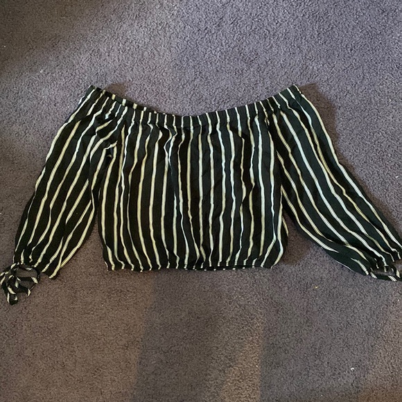 Pacsun Off the Shoulder Flowy Top - Picture 1 of 2